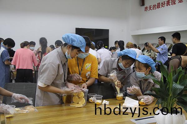 Enterprise photo album 123