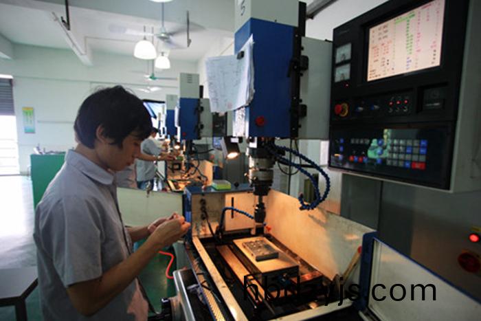 糢(mo)具車(che)間四