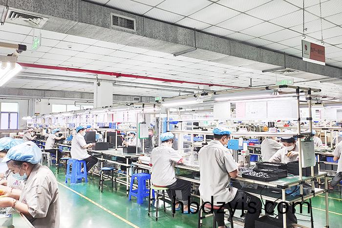 組(zu)裝車間(jian)