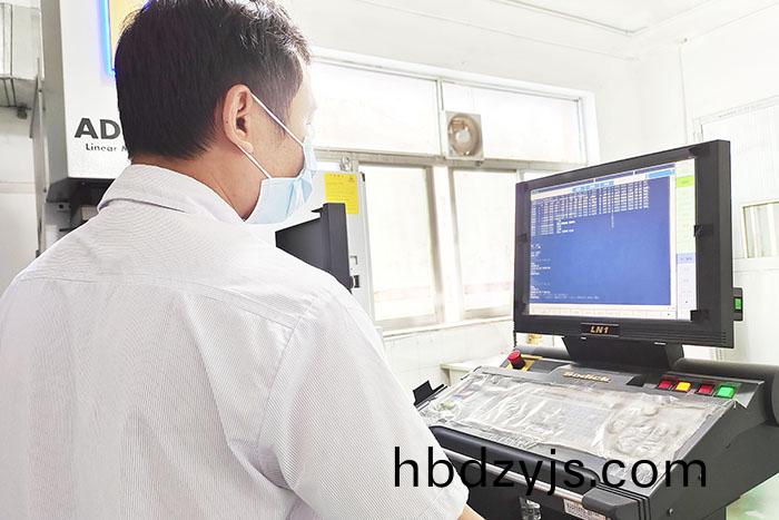 生(sheng)産(chan)設備123