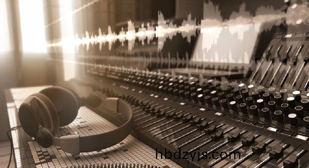 調音(yin)檯直(zhi)滑(hua)電位(wei)器