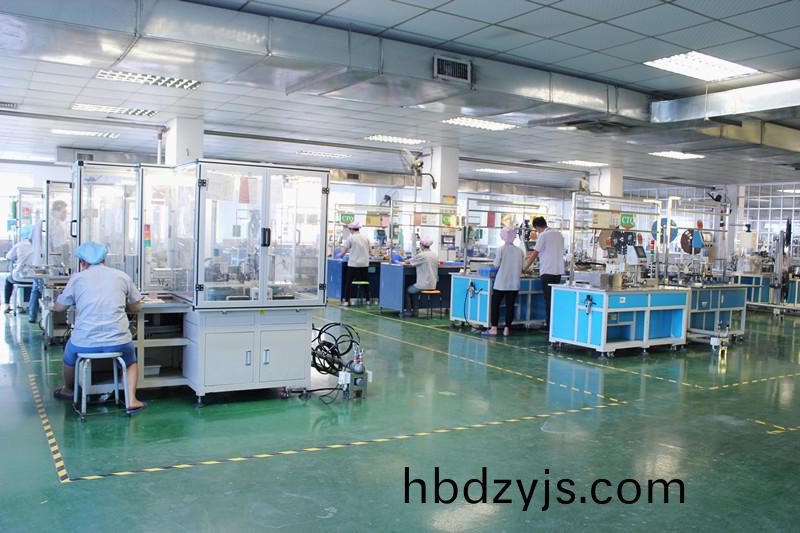 陞威(wei)電(dian)子車(che)間